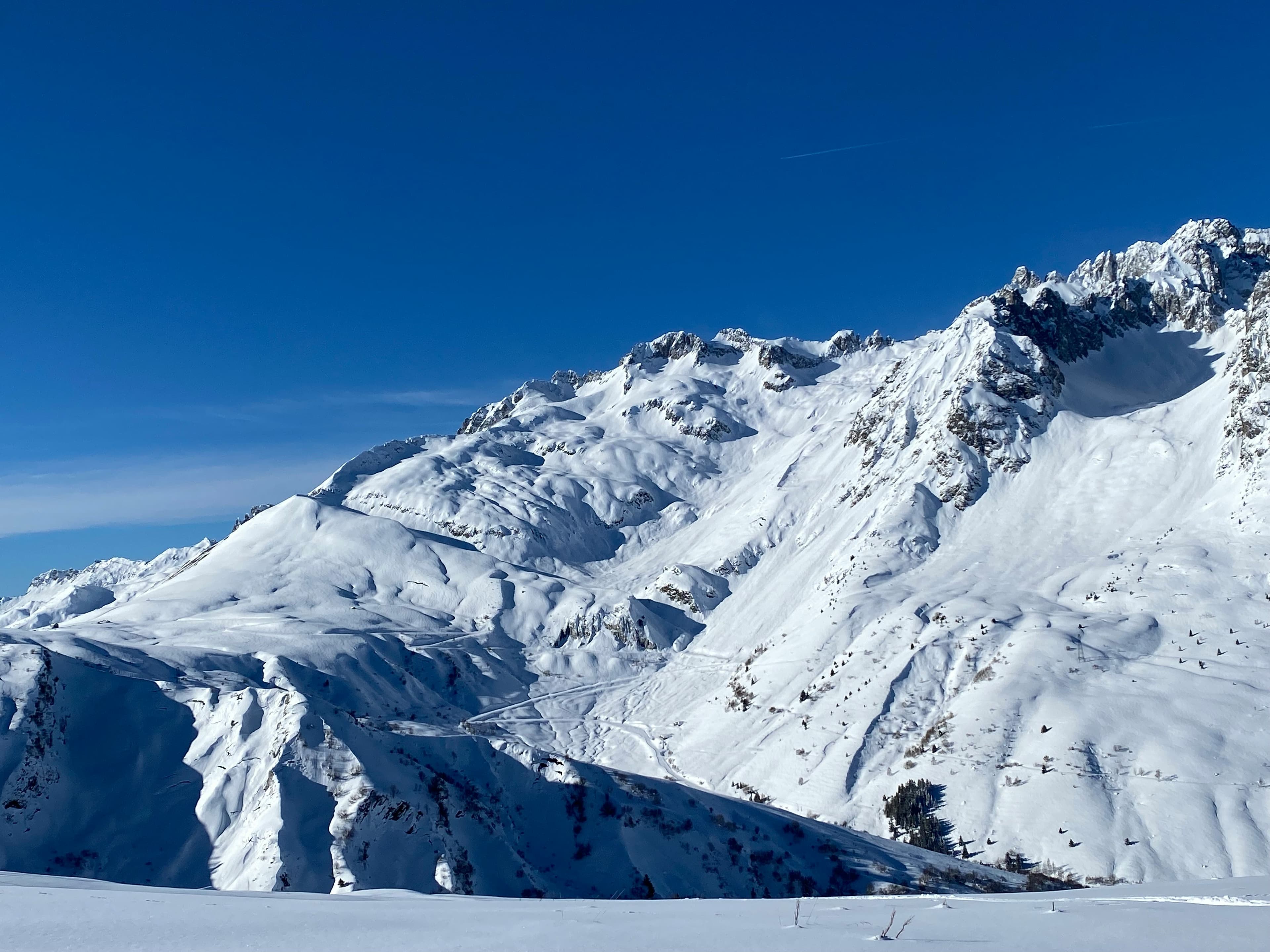 Valmorel-mountain-scenes-snowy